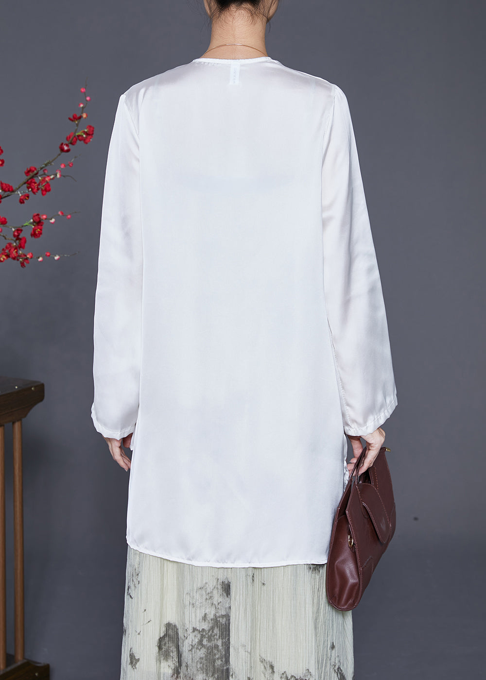 Beautifully Finished Shirt in a Timeless Design