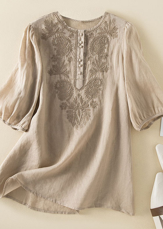 Beautifully Finished Shirt in a Timeless Design