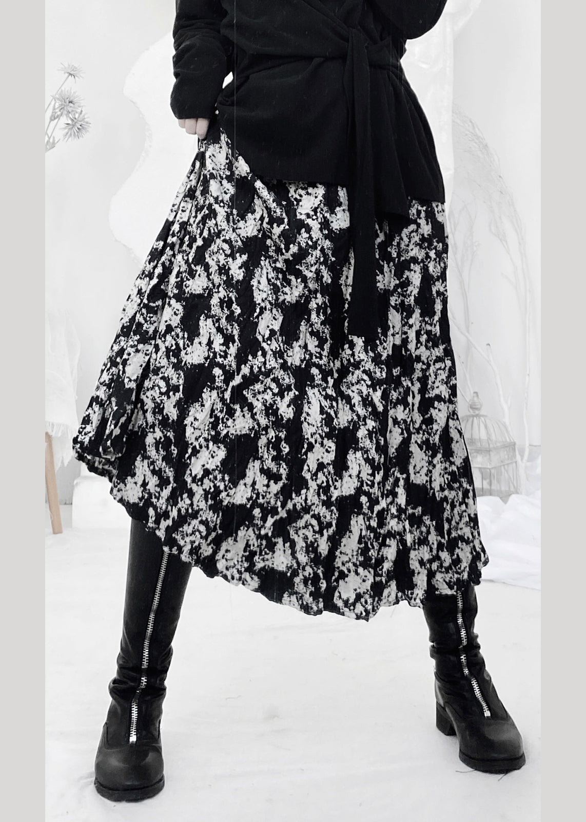 Effortlessly Elegant Garment with a Timeless Design