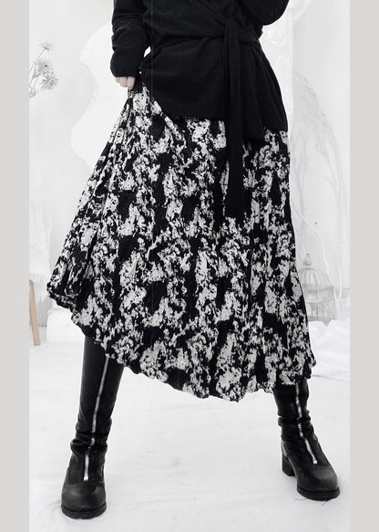 Effortlessly Elegant Garment with a Timeless Design