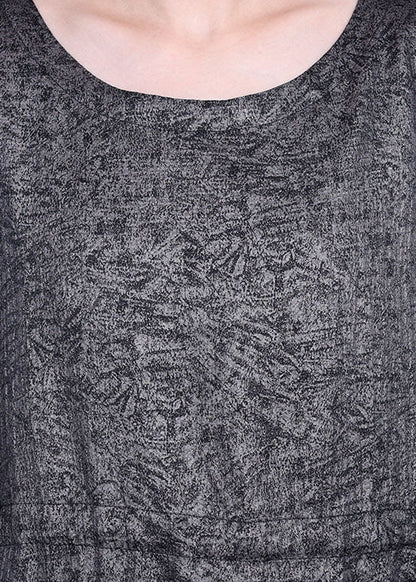 Effortlessly Elegant Garment with a Timeless Design