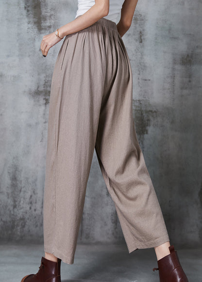 Well Tailored Pants with a Graceful Silhouette