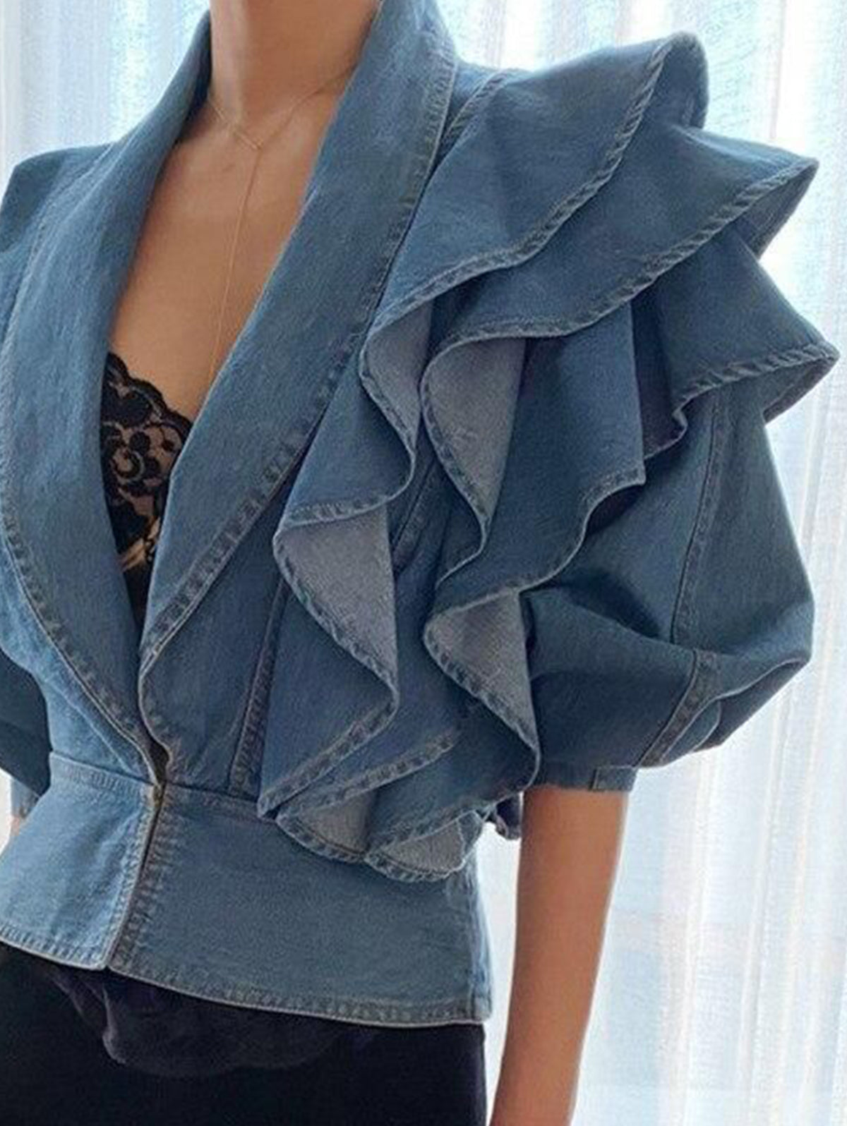 Classic Vintage Shirt with a Flattering Fit