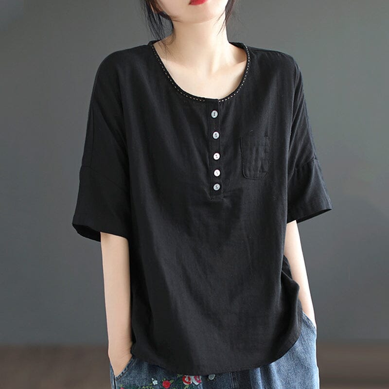 Effortlessly Elegant T-Shirt with a Timeless Design