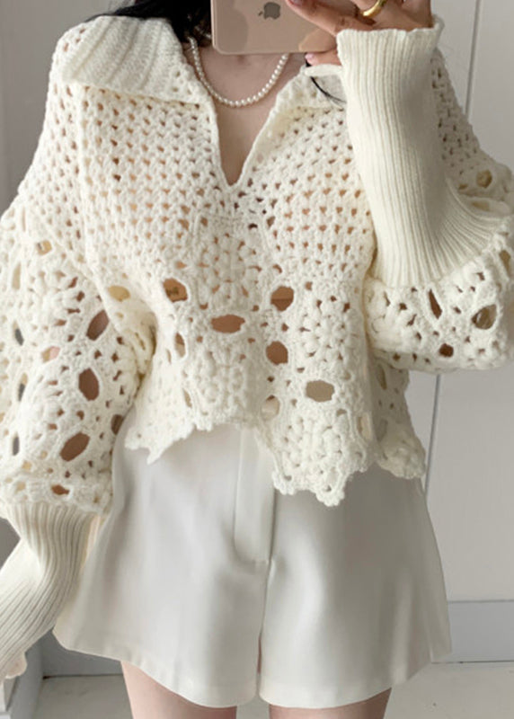 Classic Vintage Sweater with a Flattering Fit