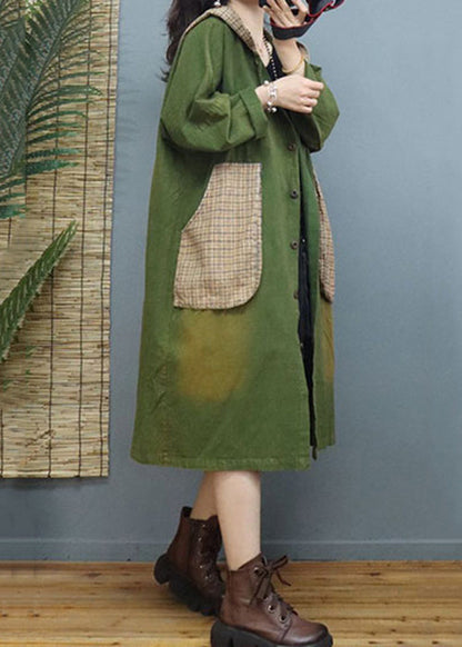 Beautifully Finished Coat in a Timeless Design