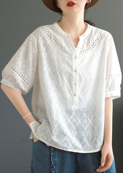 Classic Vintage Shirt with a Flattering Fit