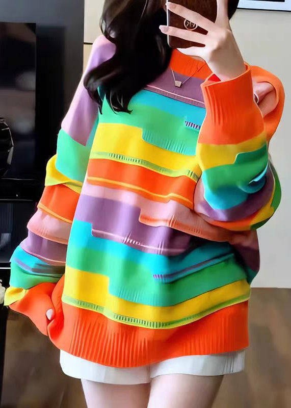 Effortlessly Elegant Sweater with a Timeless Design