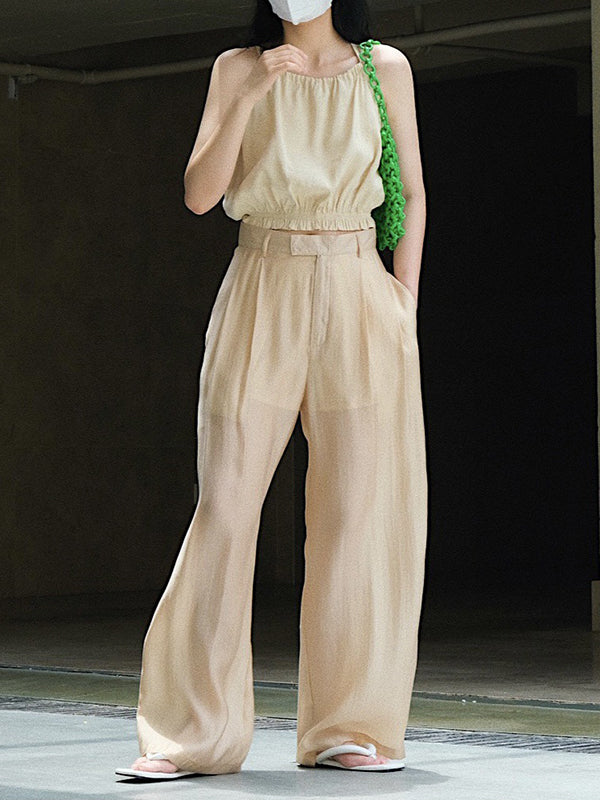 Sophisticated Trousers with a Clean Classic Look