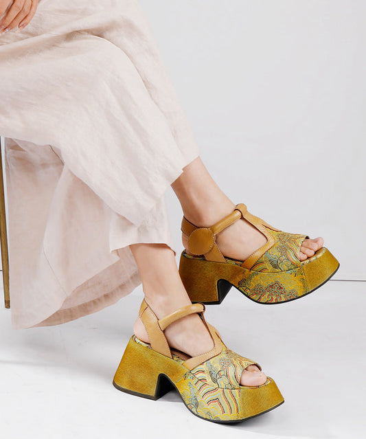 Chic Orthopedic Sandals with Unique Design