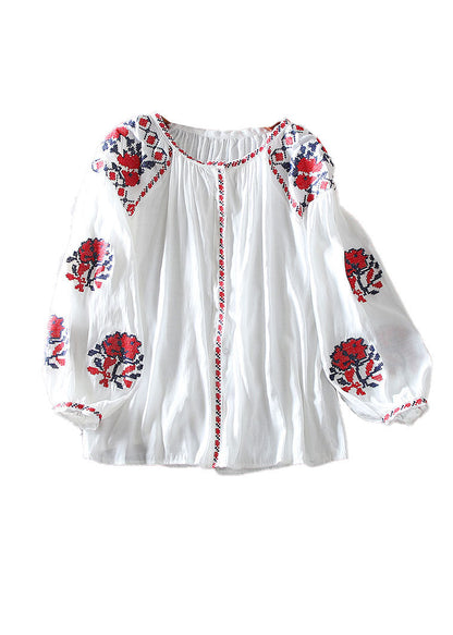 Well Tailored Top with a Graceful Silhouette