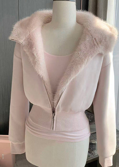 Classic Vintage & Enduringly Stylish Coat