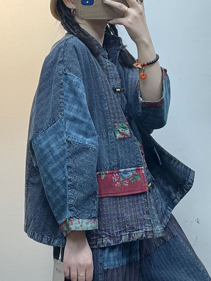 Classic Vintage Shirt with a Flattering Fit
