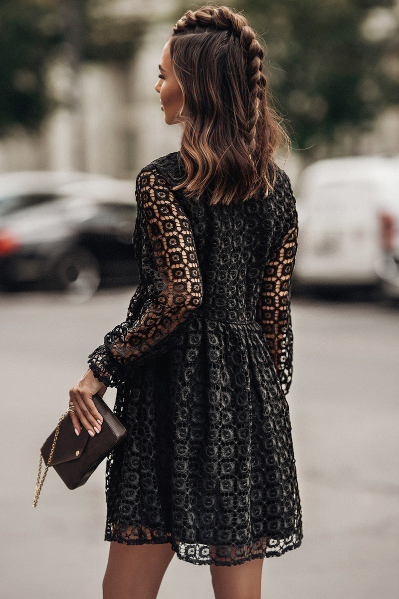 Gracefully Styled Dress for Any Occasion