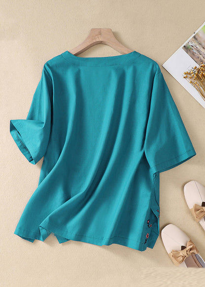 Classic Vintage Shirt with a Flattering Fit