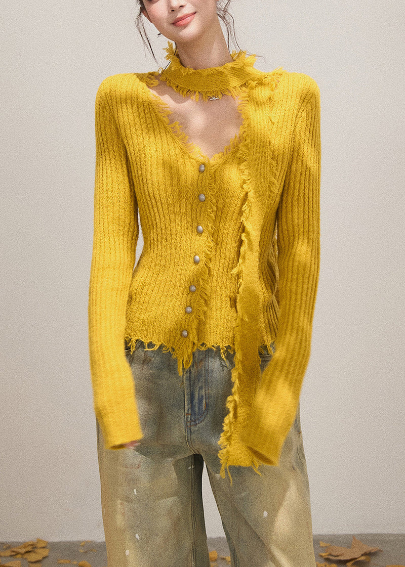 Well Tailored Top with a Graceful Silhouette