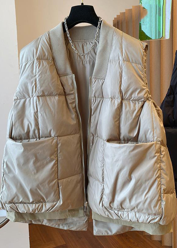 Effortlessly Elegant Coat with a Timeless Design