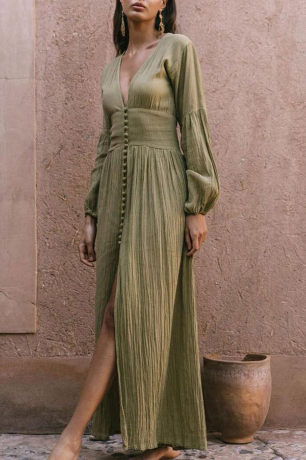 A Vintage Style Dress with Delicate Timeless Details