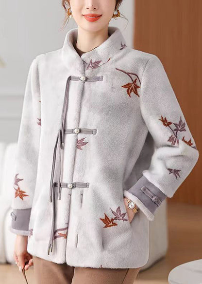 Beautifully Finished Coat in a Timeless Design