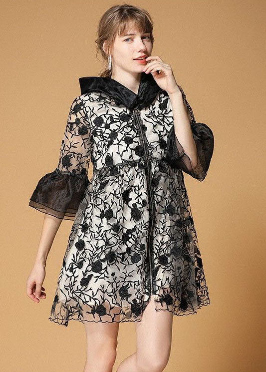 Well Tailored Coat with a Graceful Silhouette