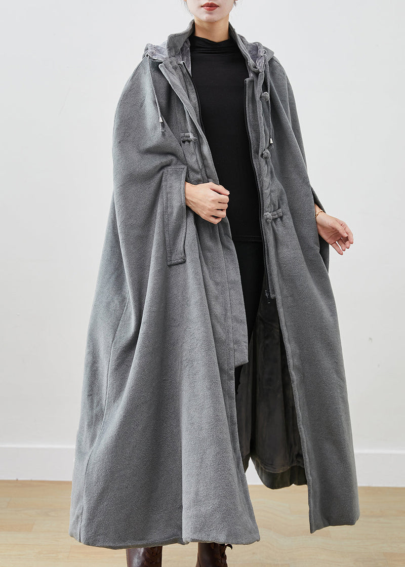 Beautifully Finished Coat in a Timeless Design