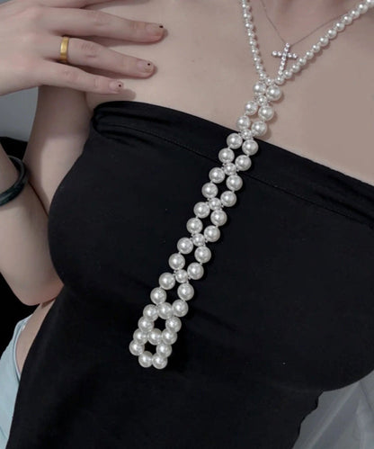 Beautiful Pearl Necklace with Unique Style