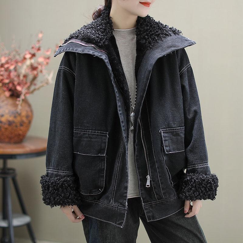 Elegantly Styled Jacket for Everyday Wear