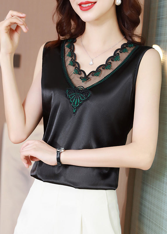 Gracefully Styled Garment for Any Occasion