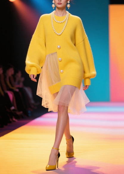Well Tailored Sweater with a Graceful Silhouette