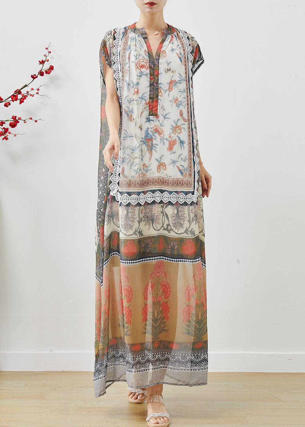Classic Vintage Dress with a Flattering Fit