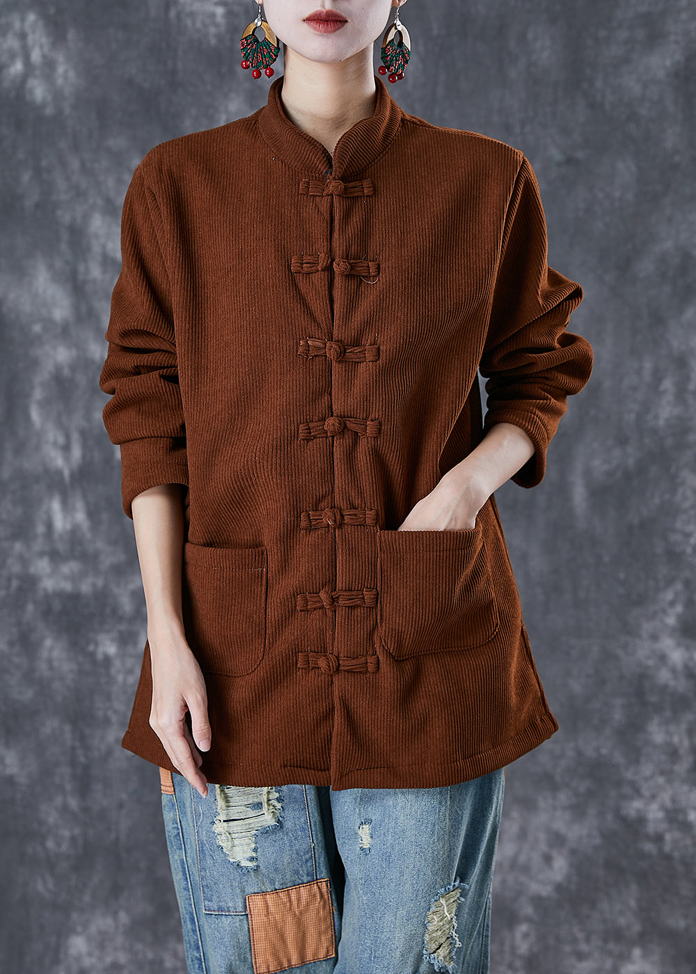 Elegantly Styled Jacket for Everyday Wear