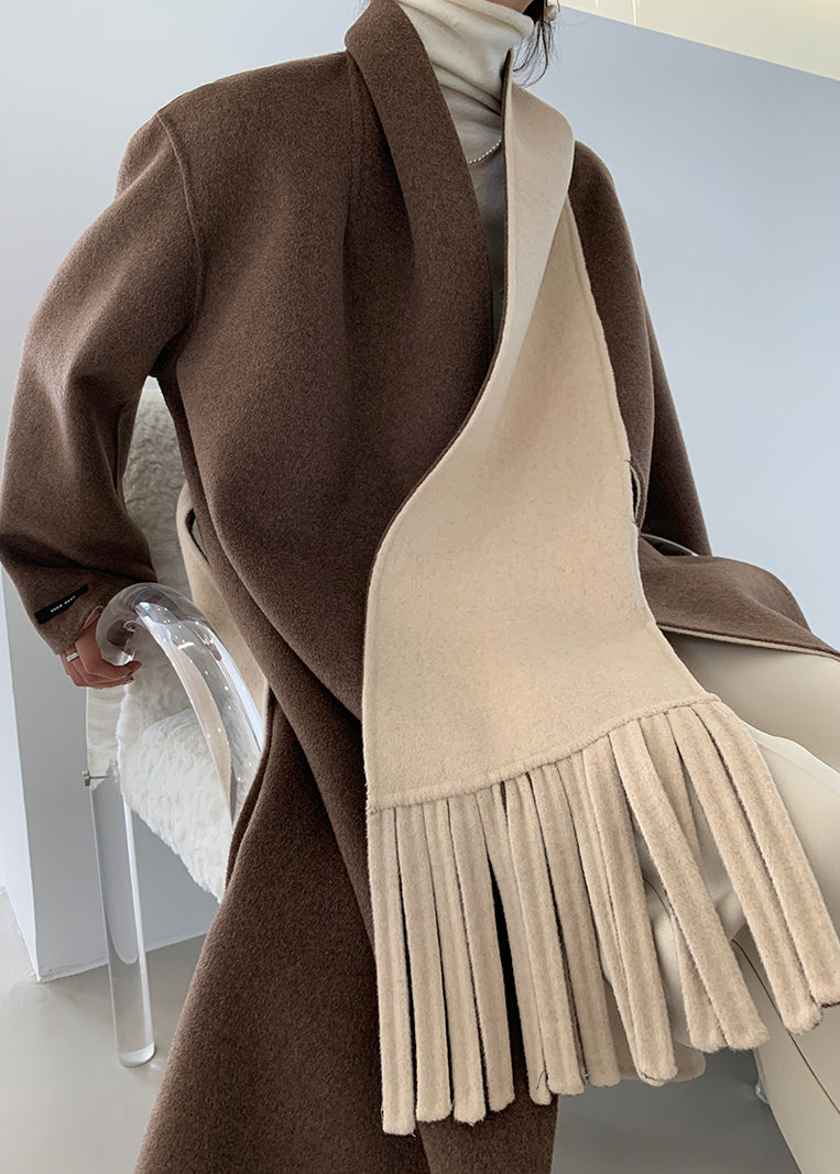 Well Tailored Coat with a Graceful Silhouette