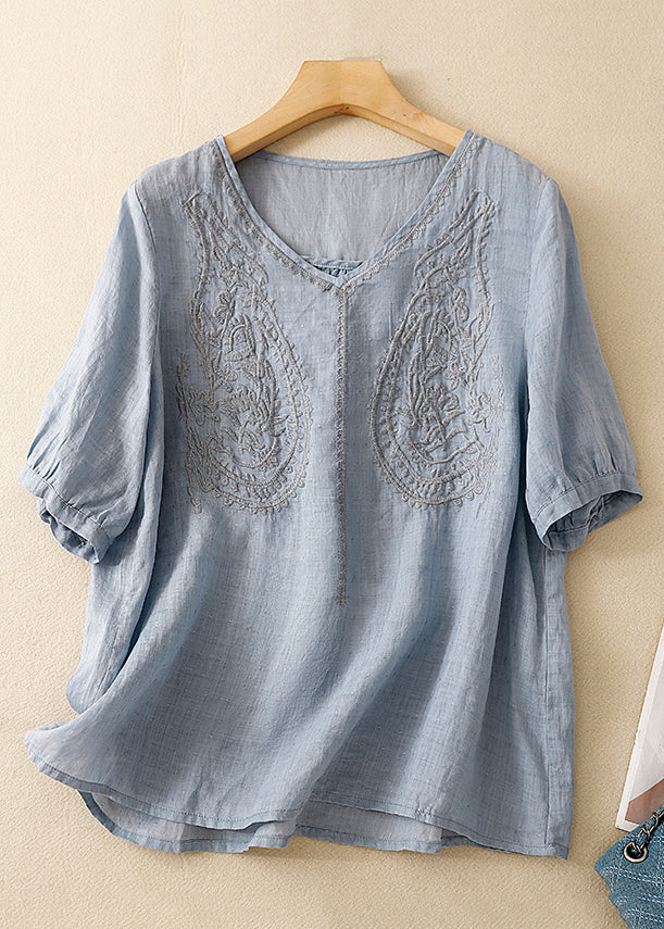 Well Tailored Shirt with a Graceful Silhouette