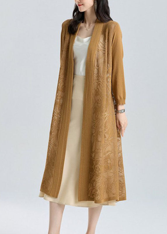 Classic Vintage Cardigan with a Flattering Fit
