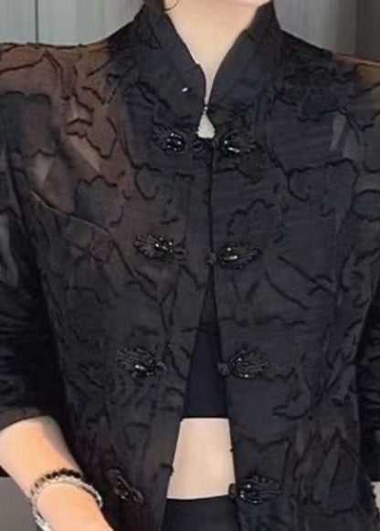 Effortlessly Elegant Coat with a Timeless Design