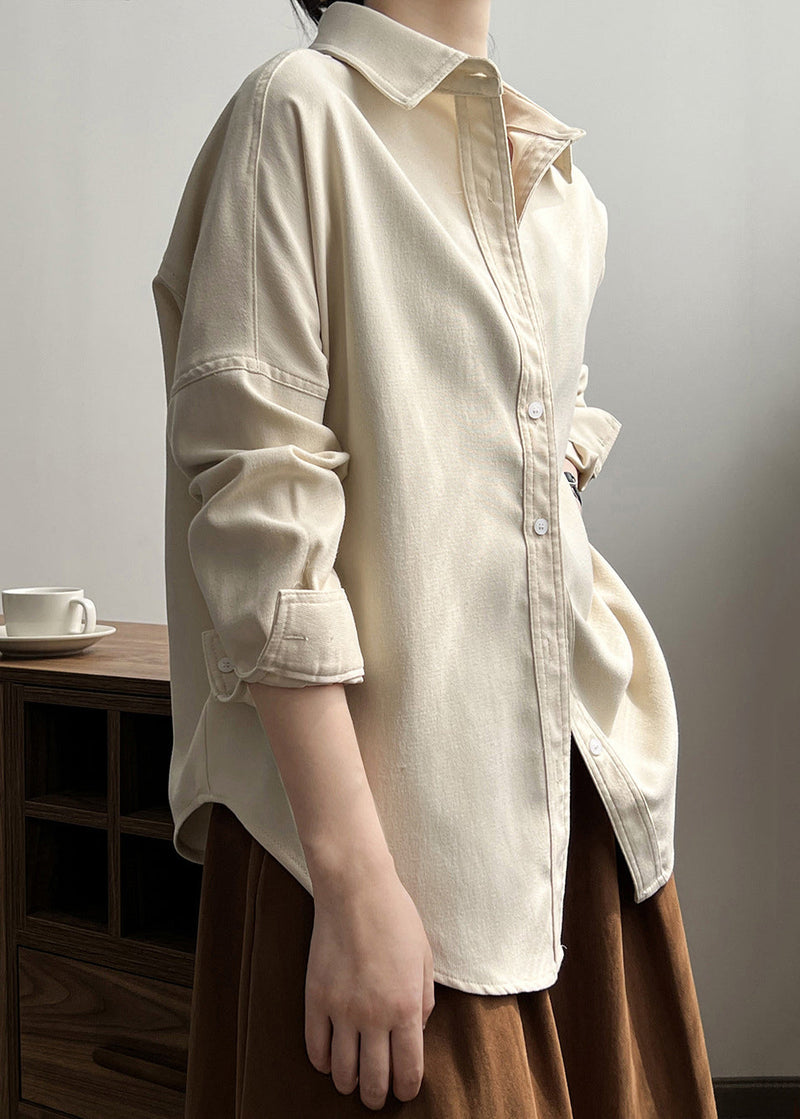 Classic Vintage Shirt with a Flattering Fit