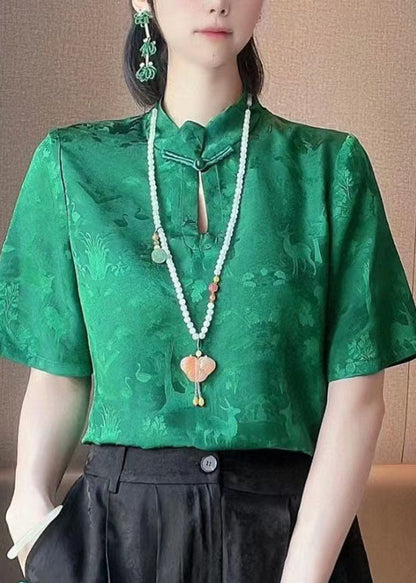 Elegantly Styled Blouse for Everyday Wear