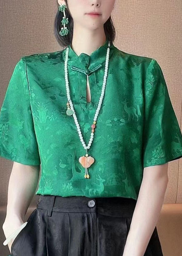 Elegantly Styled Blouse for Everyday Wear