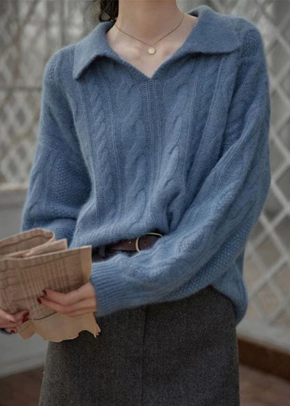 A Vintage Style Top with Delicate Timeless Details