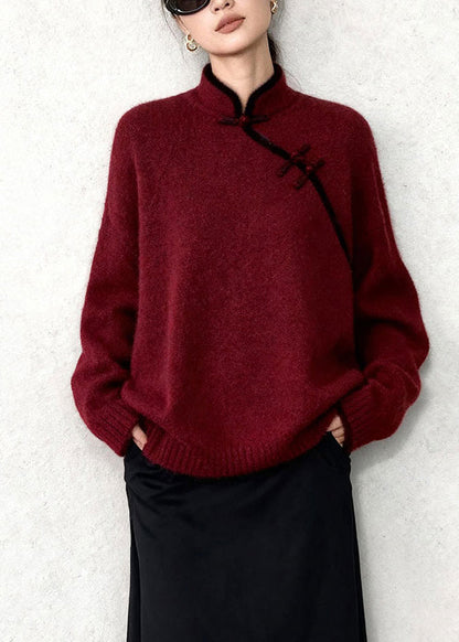 Effortlessly Elegant Top with a Timeless Design