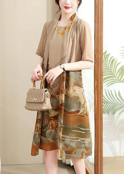 Sophisticated Dress with a Clean Classic Look