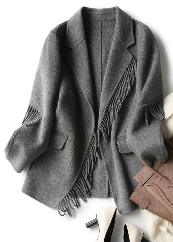 Well Tailored Coat with a Graceful Silhouette
