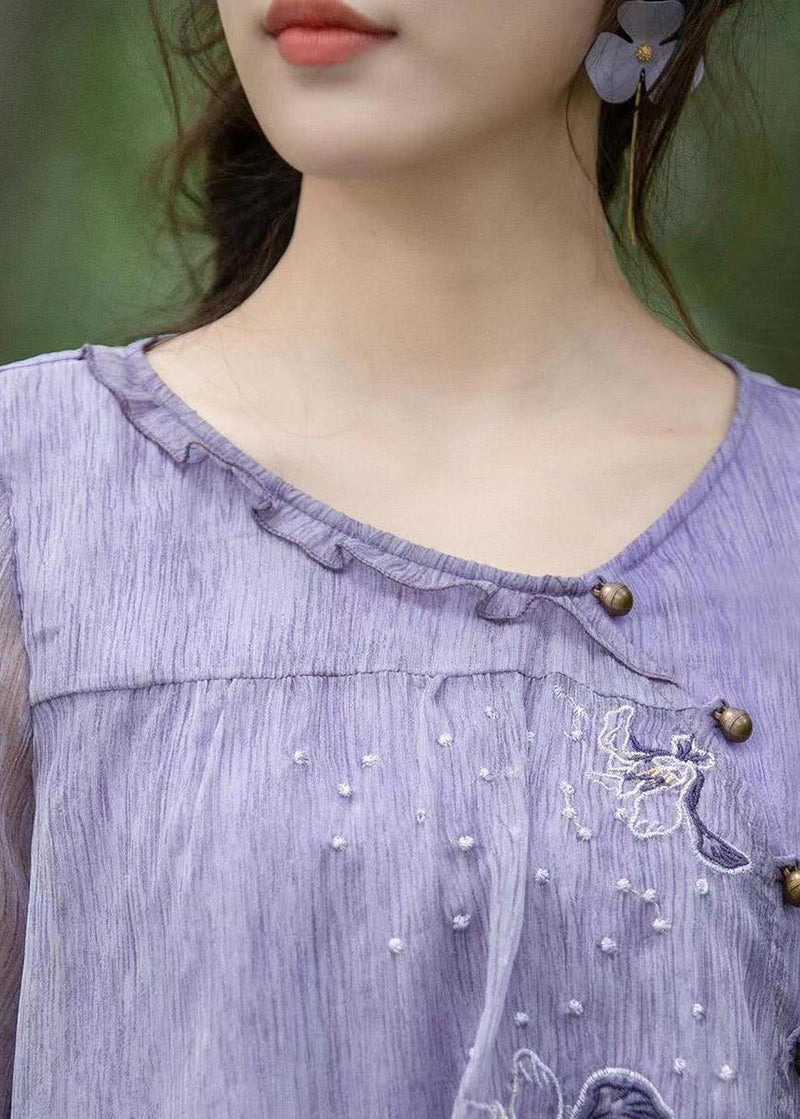 Effortlessly Elegant Blouse with a Timeless Design