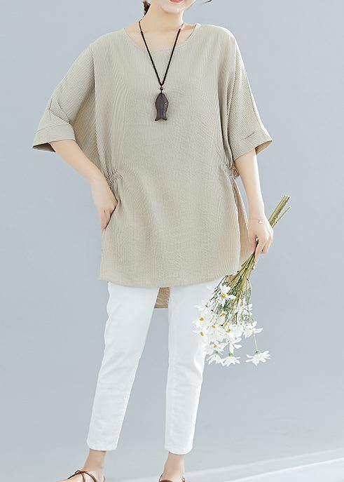 Beautifully Finished Blouse in a Timeless Design