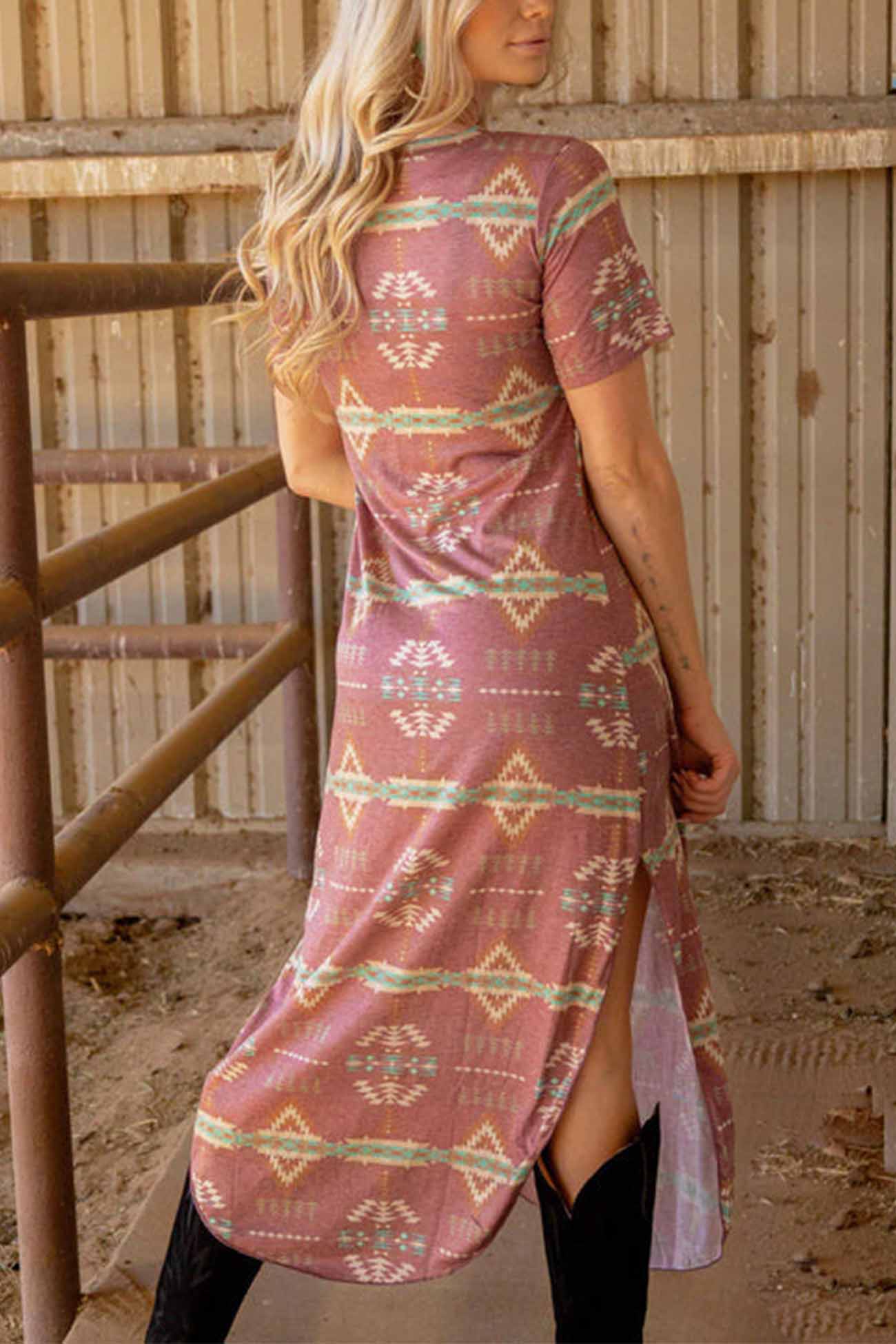 Polished Dress with an Effortless Classic Look