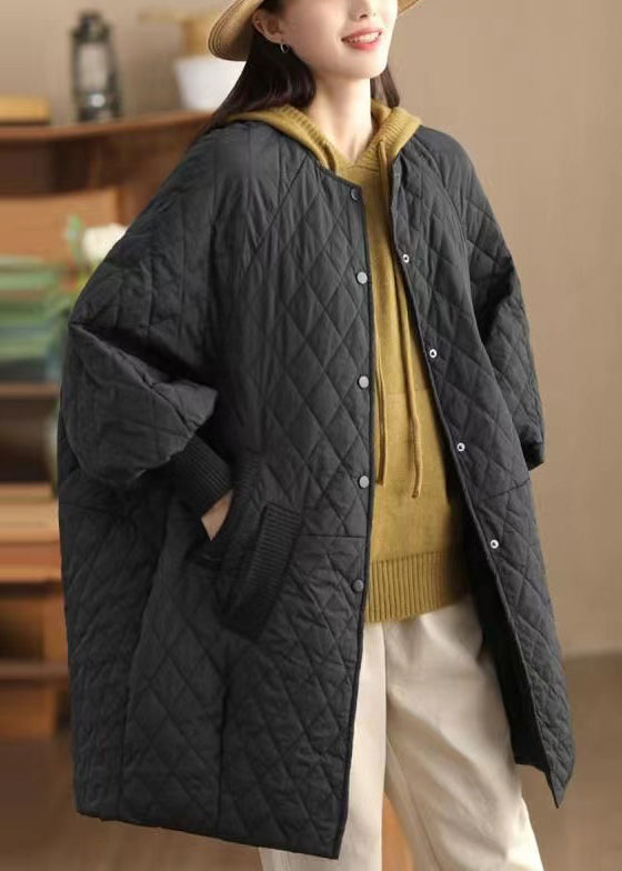 Well Tailored Coat with a Graceful Silhouette