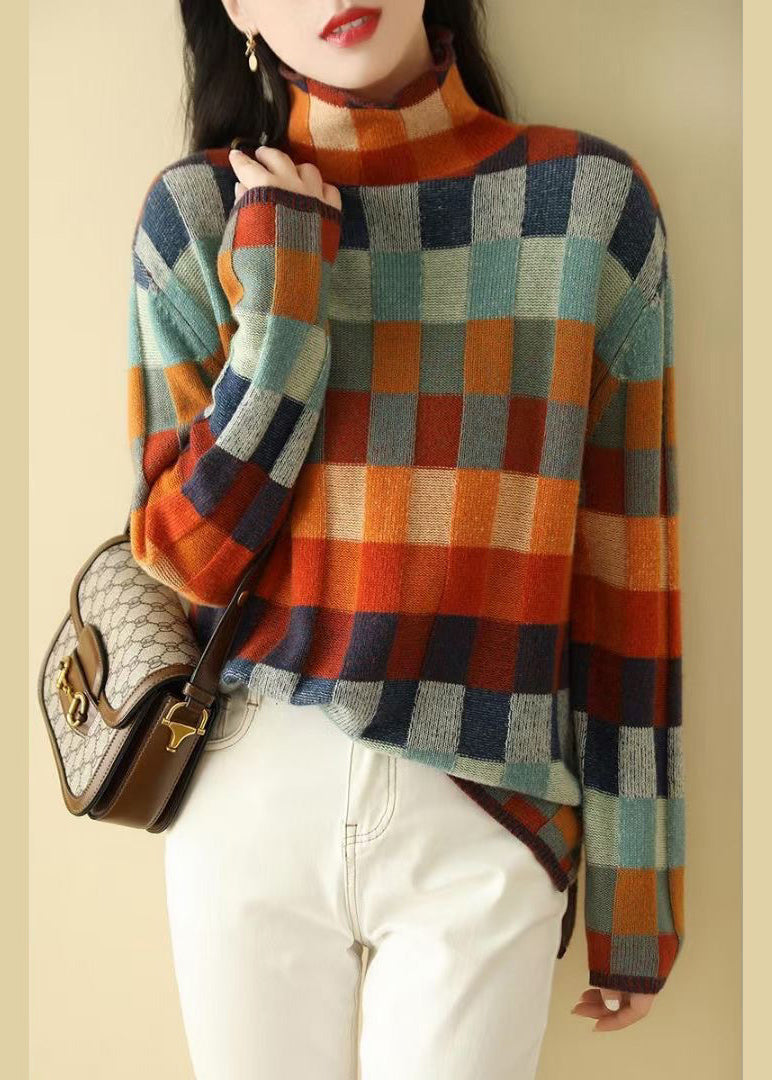 Classic Vintage Sweater with a Flattering Fit