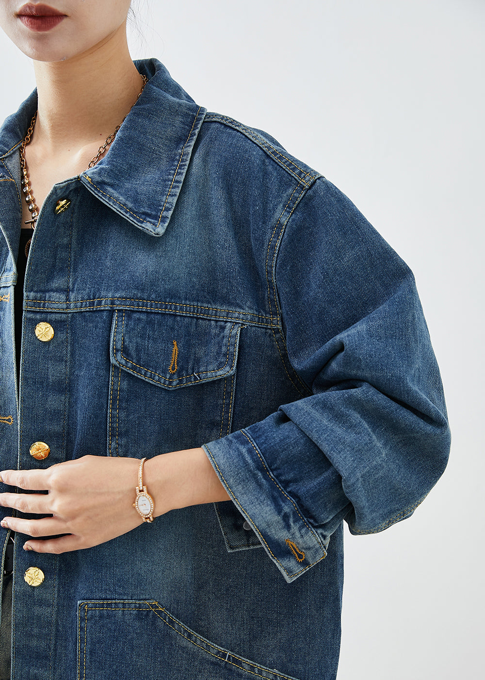 Gracefully Styled Coat for Any Occasion