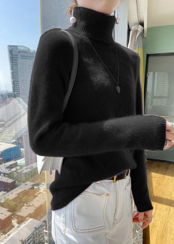 Beautifully Crafted Sweater in a Classic Style