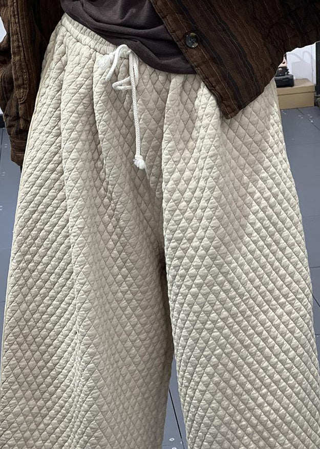 Classic Vintage Pants with a Flattering Fit